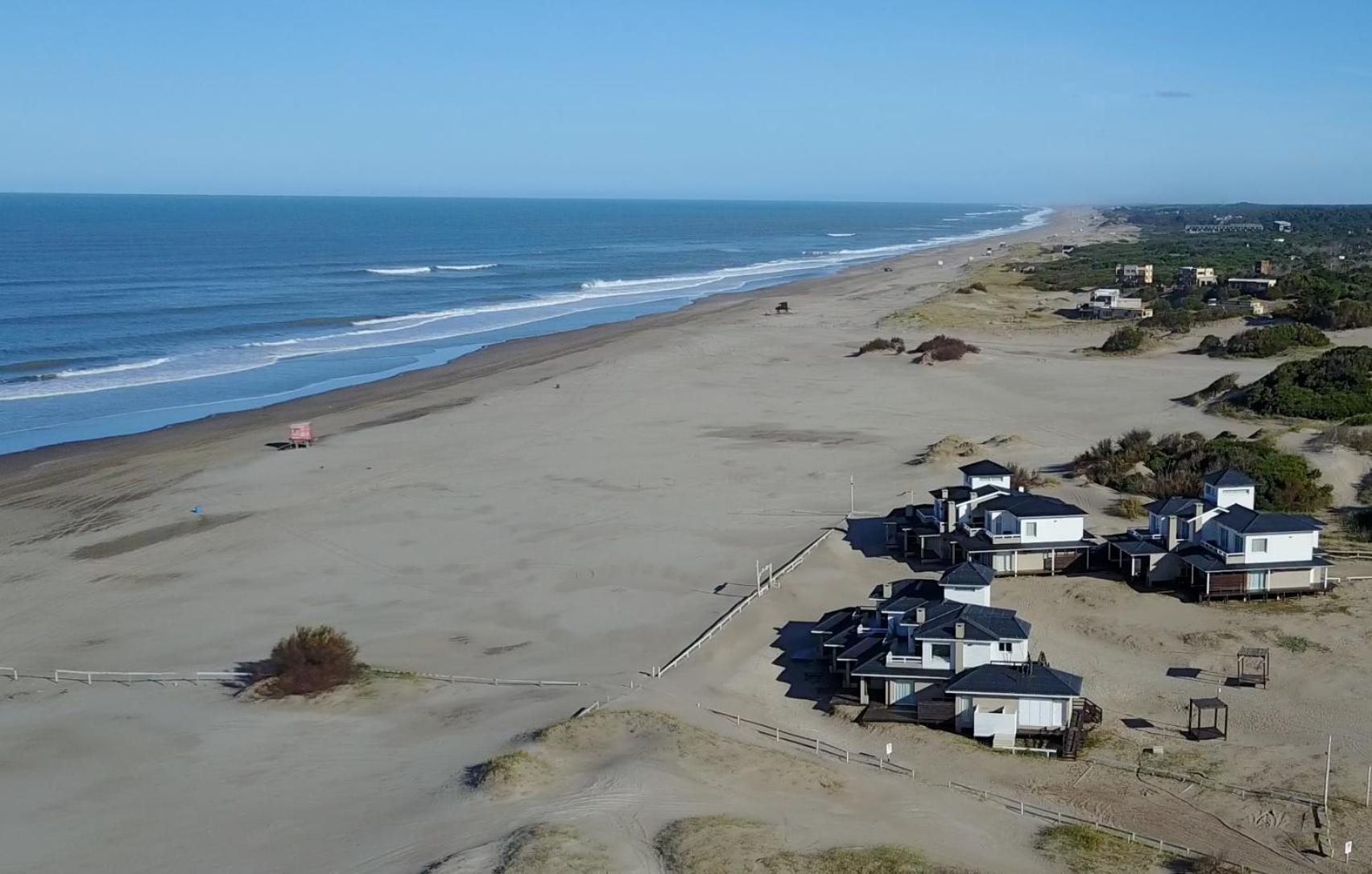 Dunas De Las Pampas Mar de Las Pampas Exterior photo